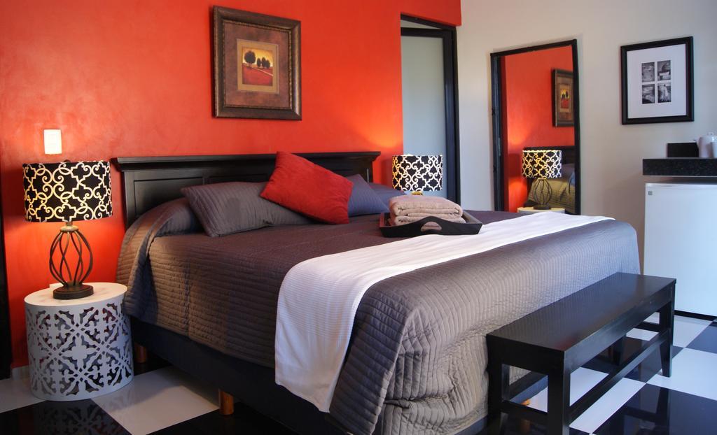 מרידה Ochenta Y Dos Bed & Breakfast & Spa מראה חיצוני תמונה